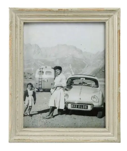 Фоторамка бежевая с узкой рамой Мемуары