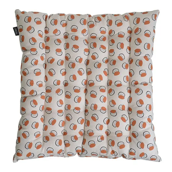 Подушка на стул стеганая из хлопка с графичным принтом Ягоды из коллекции russian north, 40х40 см